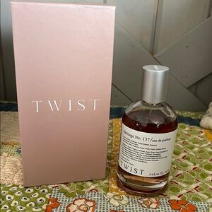 Heritage No. 137 eau de parfum Twist Dupe of Althair Parfum de Marly